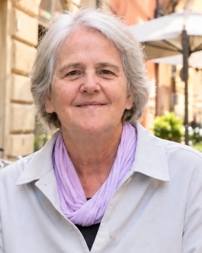 Susan Howlett